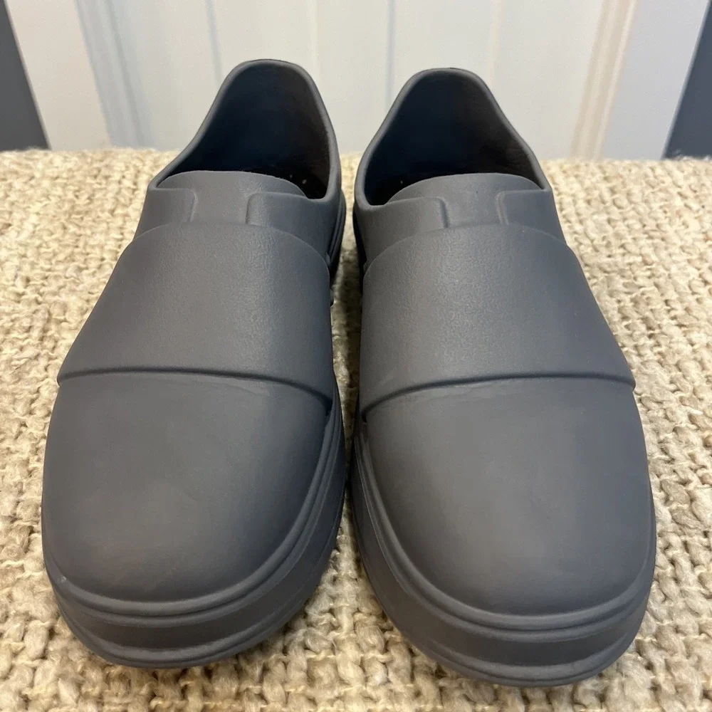 Gates+ Frontline PPE Womens Sz 7 Mens Sz 5 Dark Gray Slip On Nurse Nursing Shoes